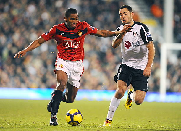 树立了一个 树立了一个