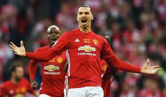 他們背後的 他們背後的